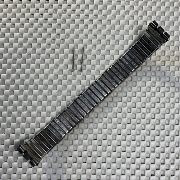Swatch Flex Metal Band - Silver - 17mm - Large - Picture 2 of 3